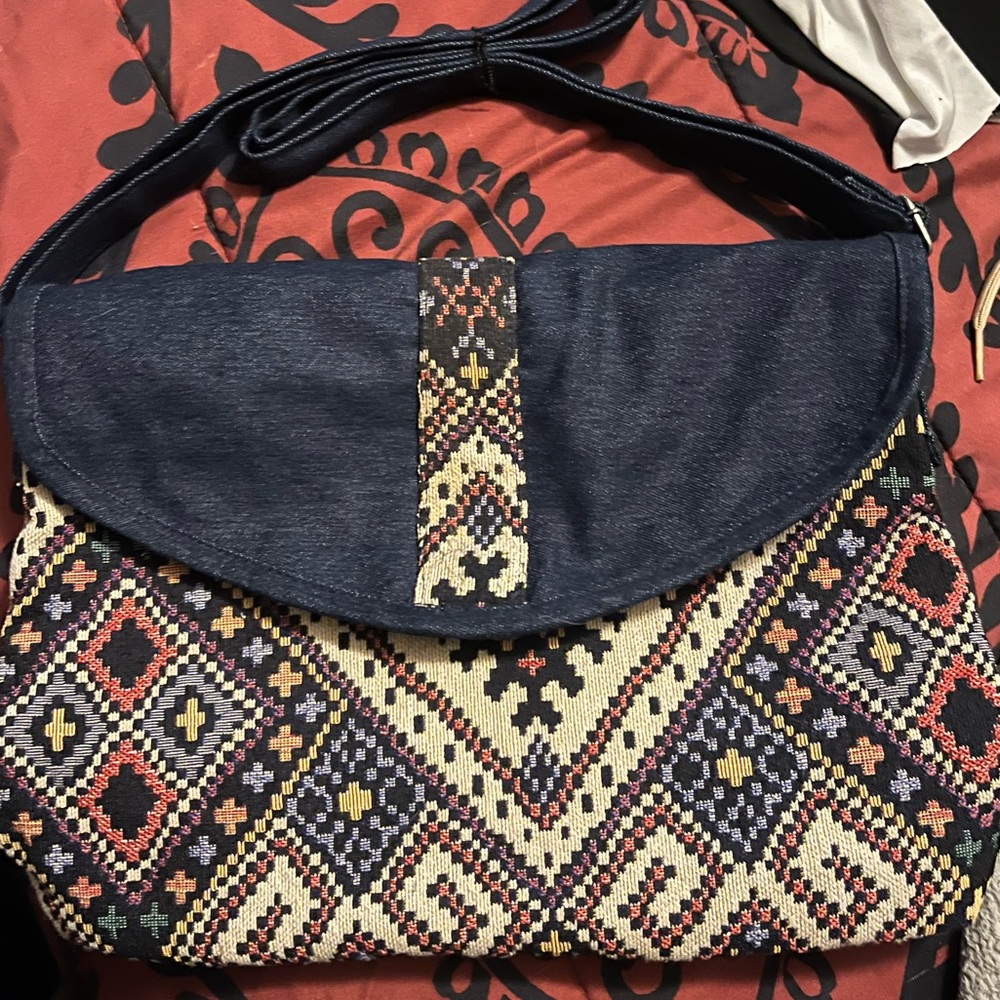 Canyon Sky Multicolor Patterned Crossbody Bag